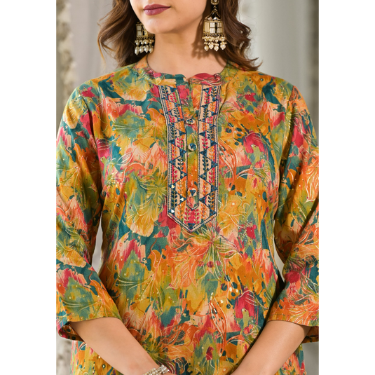 Nayi Nazar Multicolor Suit Set