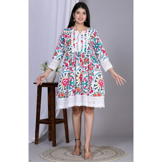 Nayi Nazar Multicolor Straight Kurti