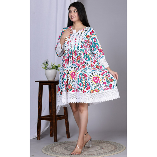 Nayi Nazar Multicolor Straight Kurti