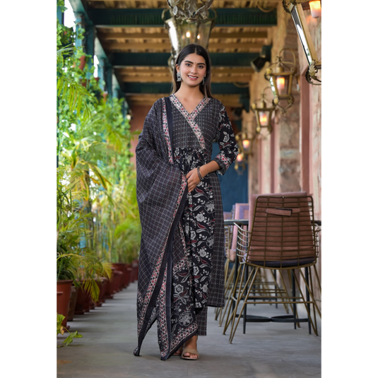 Nayi Nazar Black Preet Cotton Suit Set