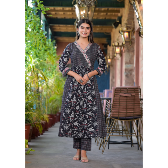 Nayi Nazar Black Preet Cotton Suit Set