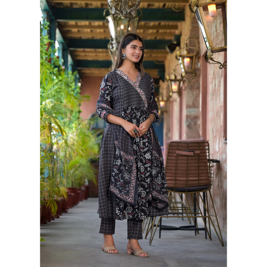 Nayi Nazar Black Preet Cotton Suit Set