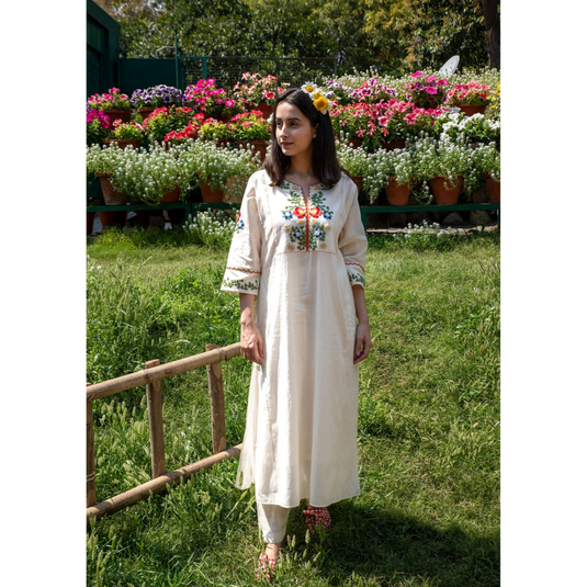 Nayi Nazar Off White Co-Ord Set