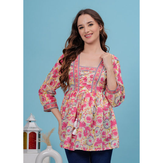Nayi Nazar Pink Printed Top