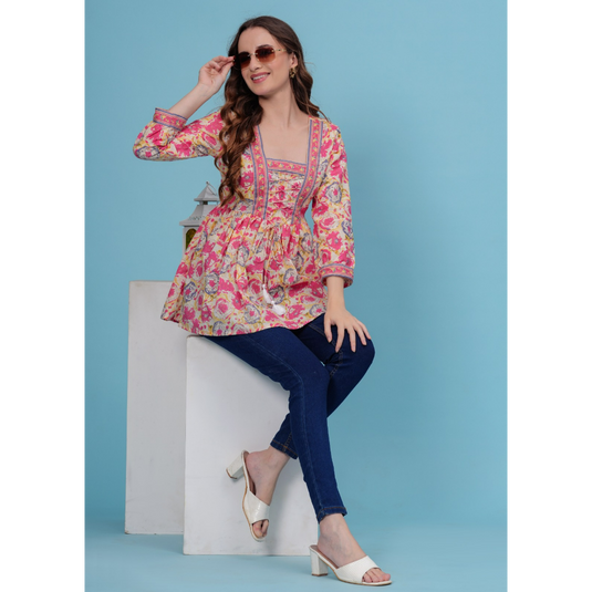 Nayi Nazar Pink Printed Top